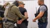 ICE reporta 239 detenciones de inmigrantes indocumentados tras operativos en Los Ángeles